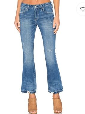 AMO ‘Jane’ Flare Cut Jeans • 29